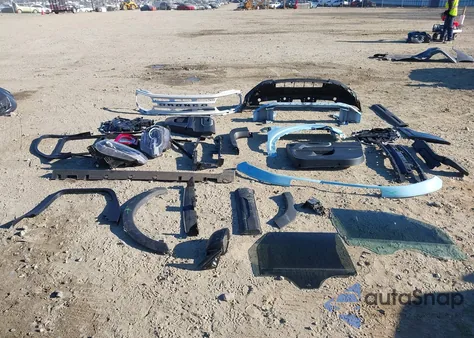 2024 Ford Bronco Sport Heritage z USA, uszkodzony, nr VIN 3FMCR9G69RRF73523